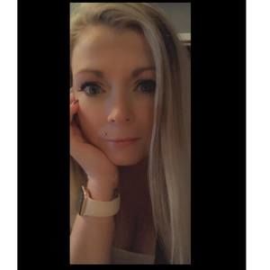 Meet your Posher, Leslie